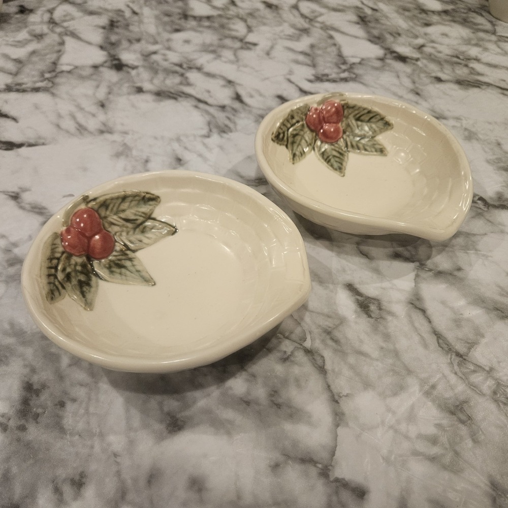Vintage Pfaltzgraff Jamberry Leaf-Shaped Berry Bowls – Set of 2 – Grape Pattern
